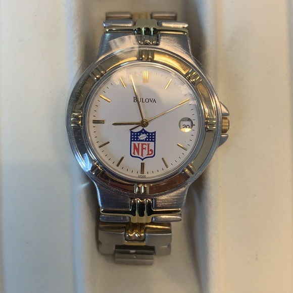 Bulova NFL limited edition watch main image 9